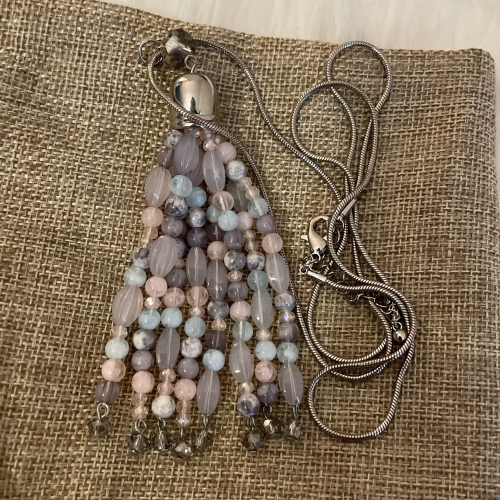 BEADED LONG NECKLACE